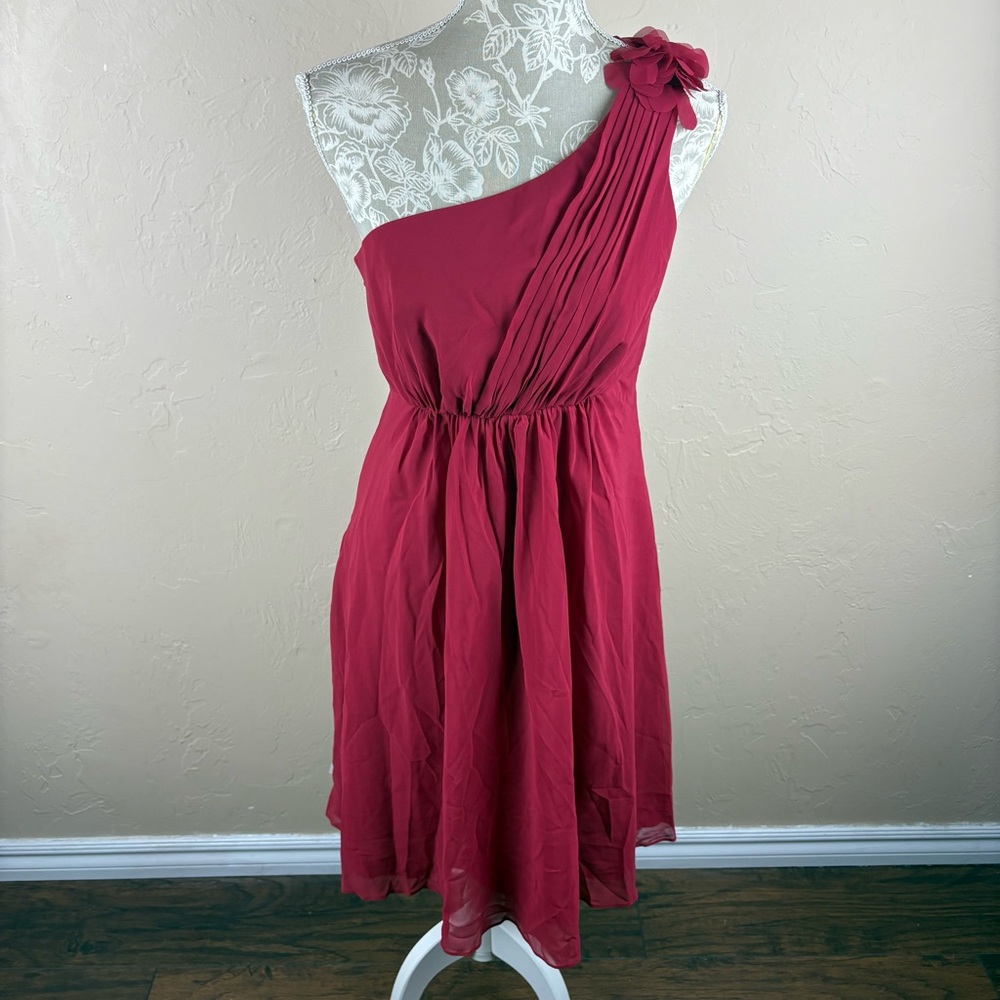 NWT Davids Bridal One Shoulder Short Dress with Pedals Red Apple Sz 8 F15332